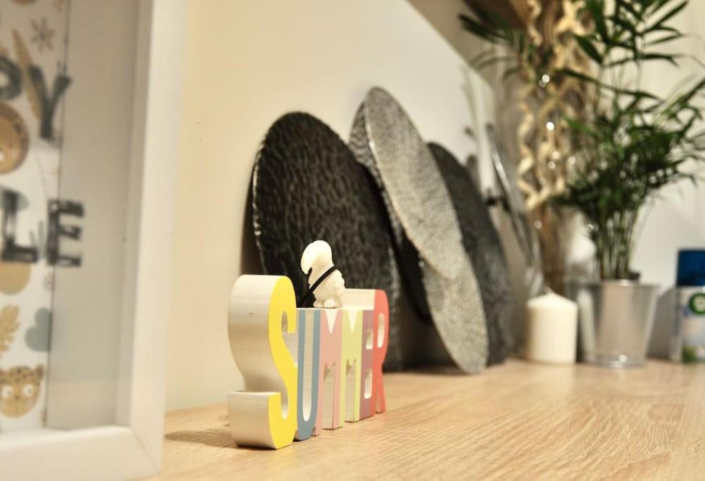 New Studio Apartment In Central Budapest - Free Parking ภายนอก รูปภาพ