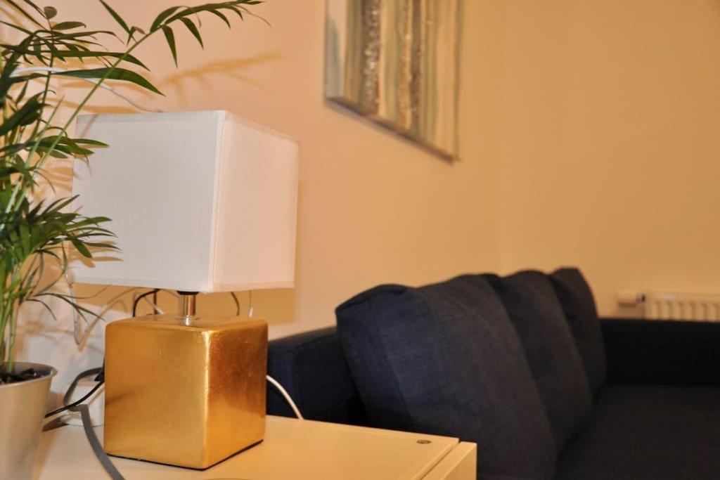 New Studio Apartment In Central Budapest - Free Parking ภายนอก รูปภาพ