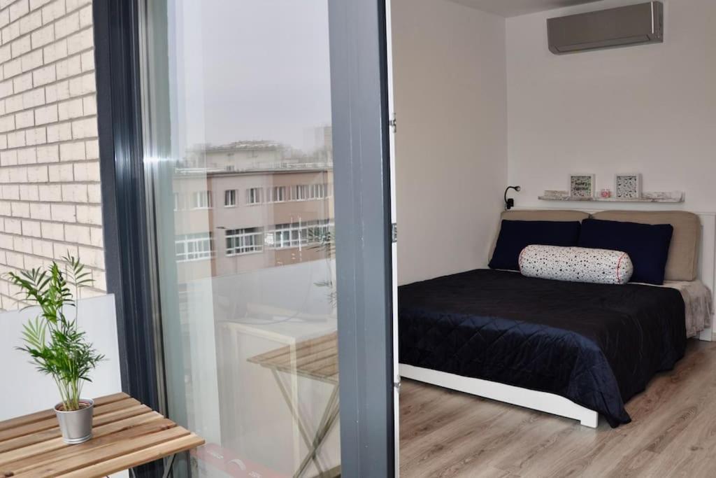 New Studio Apartment In Central Budapest - Free Parking ภายนอก รูปภาพ