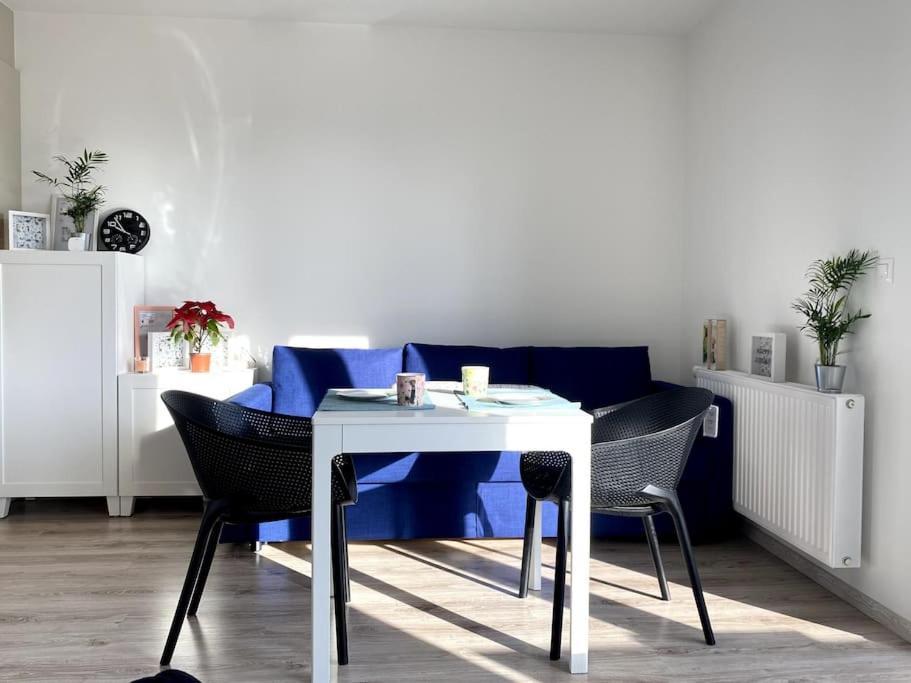 New Studio Apartment In Central Budapest - Free Parking ภายนอก รูปภาพ